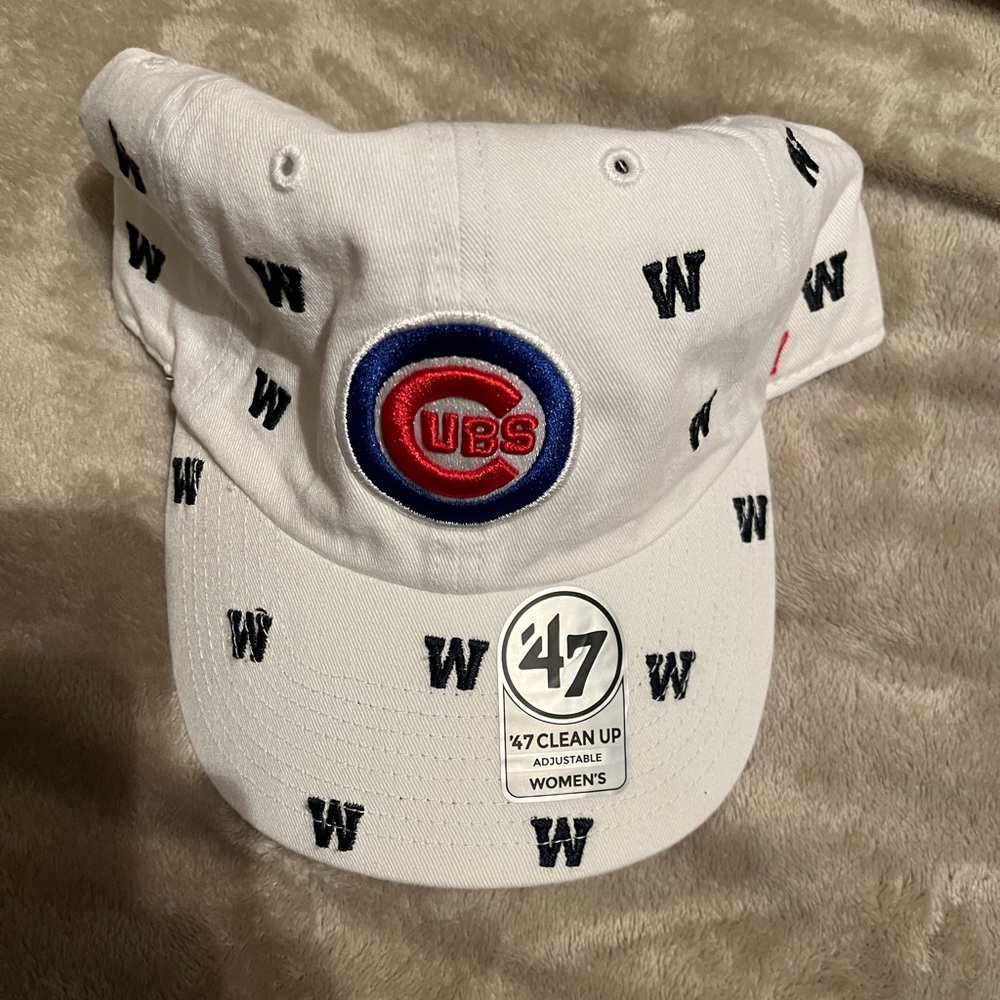 White Chicago cubs womens hat